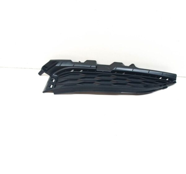 86566J9000 - HYUNDAI KONA Front Right Bumoper Lower Grille 86566-J9000 NEW GENUINE