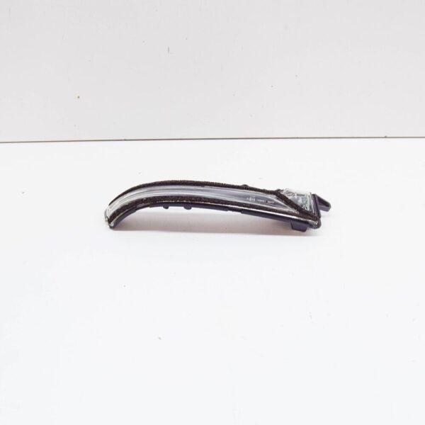 87624Q0000 - Hyundai i20 MK3 Front Right Door Mirror Turn Signal Lamp 87624Q0000 NEW GENUINE