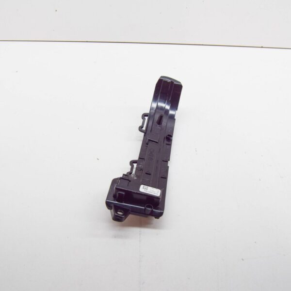 87624Q0000 - Hyundai i20 MK3 Front Right Door Mirror Turn Signal Lamp 87624Q0000 NEW GENUINE