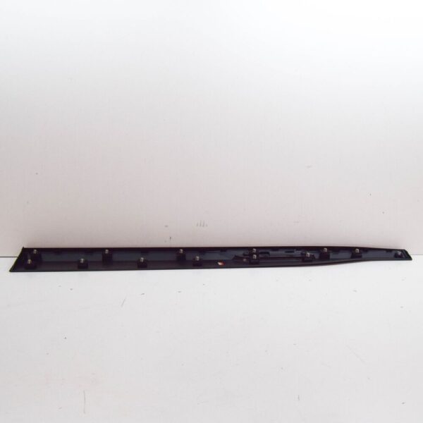87722J9IA0R9G - HYUNDAI KONA MK1 FRONT RIGHT DOOR MOLDING 87722J9IA0 NEW GENUINE
