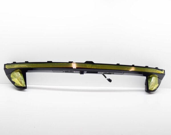 92403N7140 - Hyundai Tucson NX4 MK4 Tailgate Center Light 92403N7140 NEW ORIGINAL