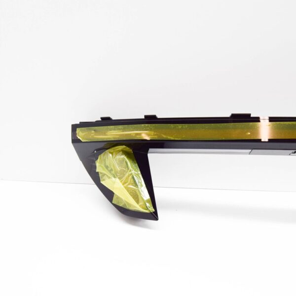 92403N7140 - Hyundai Tucson NX4 MK4 Tailgate Center Light 92403N7140 NEW ORIGINAL