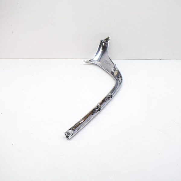 D10J507J0C - Mazda CX-3 DK Bumper Trim Front Right Inside Chrome D10J-50-7J0C NEW