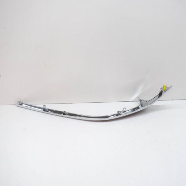 D10J507J0C - Mazda CX-3 DK Bumper Trim Front Right Inside Chrome D10J-50-7J0C NEW