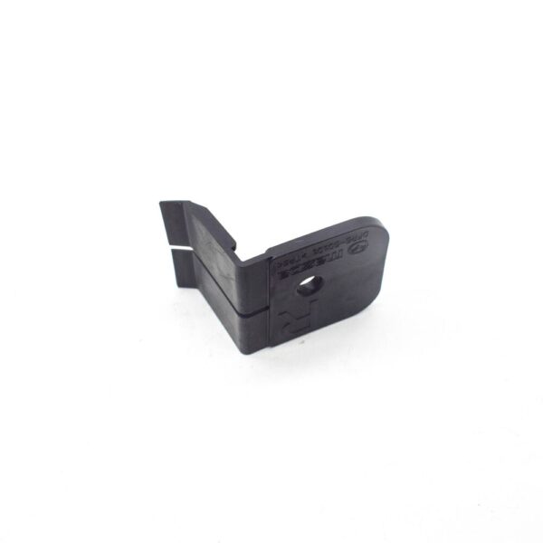 DFR550101 - Mazda CX-30 DM Front Bumper Upper Right Cover DFR5-50-101 NEW ORIGINAL