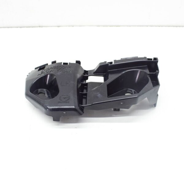 DGH9500U0 - MAZDA CX-30 DM Front Left Bumper Side Retainer DGH9-50-0U0 NEW GENUINE